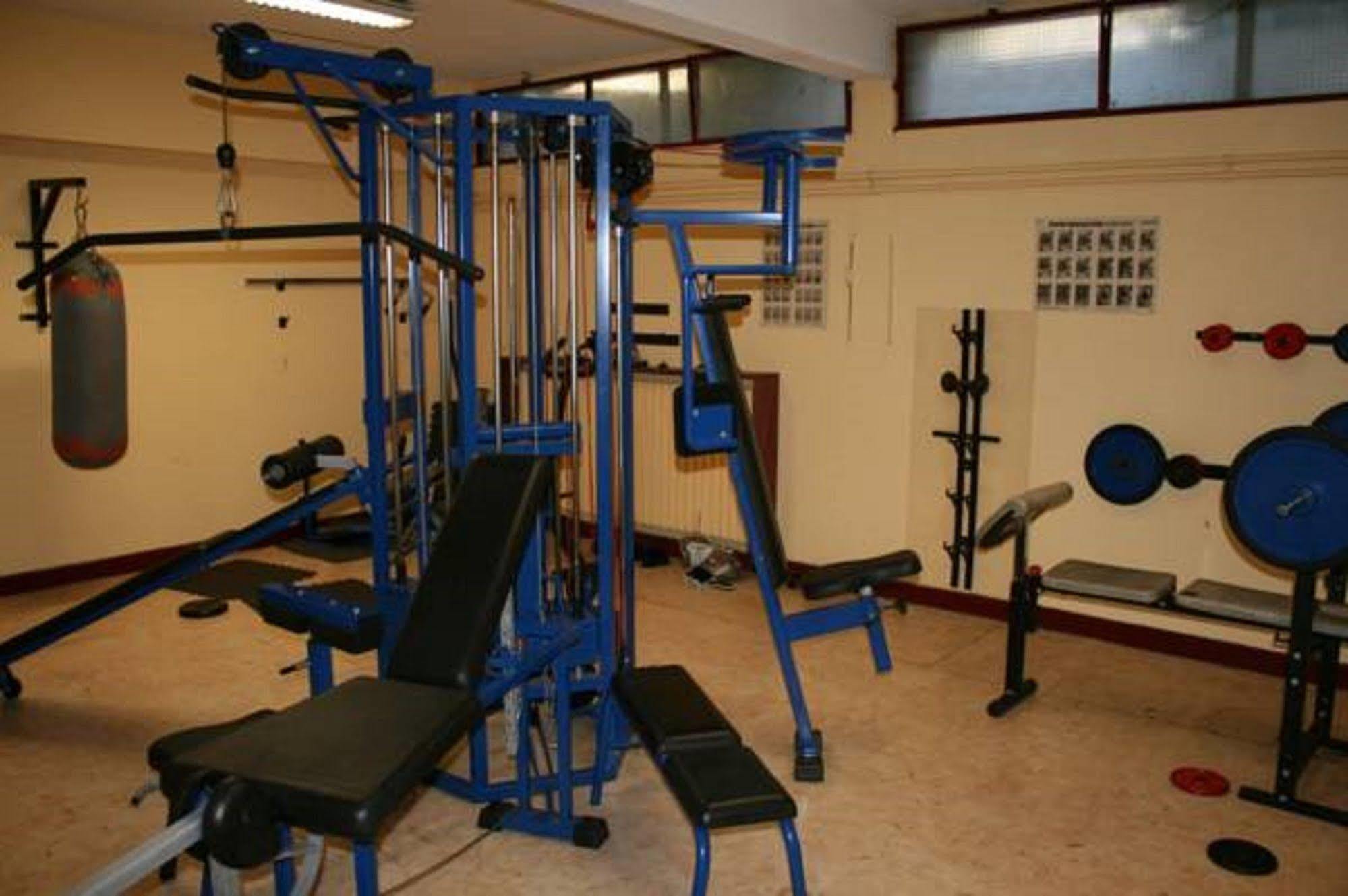 פונטנה-או-רוז Residence Universitaire Lanteri מראה חיצוני תמונה