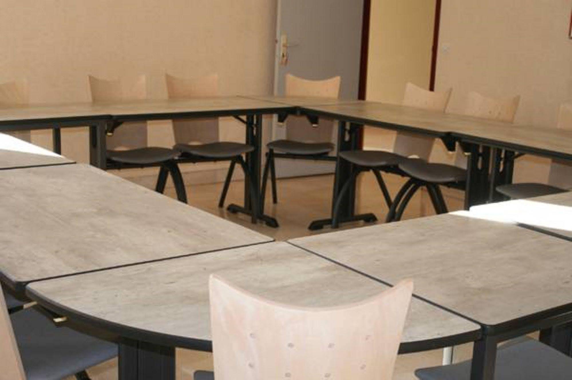 פונטנה-או-רוז Residence Universitaire Lanteri מראה חיצוני תמונה